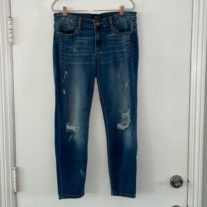 Judy Blue Relaxed Fit Distressed Jeans | 32